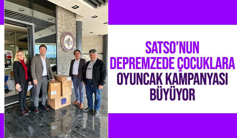 Depremzede çocukları oyuncaklarla mutlu edin