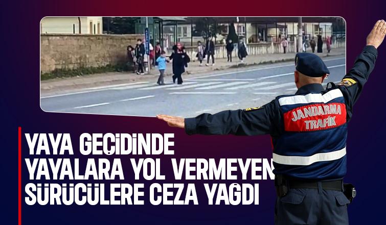 Yaya geçidinde yayalara yol vermediler, cezadan kaçamadılar