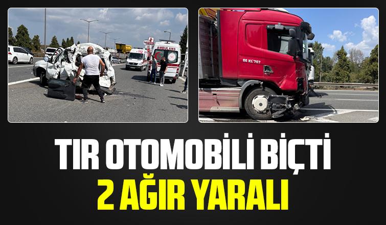 Otoyolda feci kaza: 2 yaralı