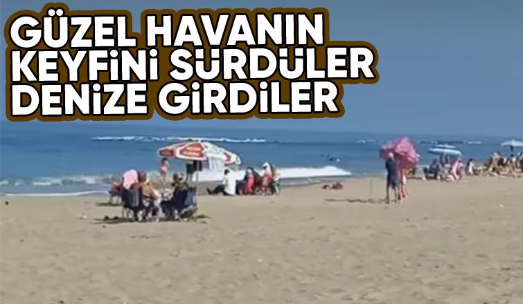 Sıcak havayı fırsat bilip denize girdiler