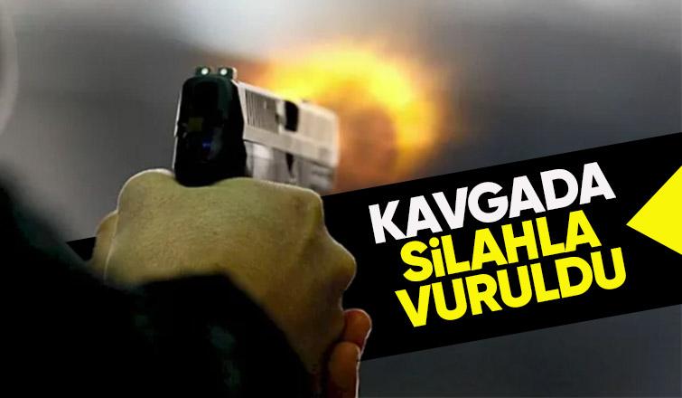 Akrabasını silahla vurdu