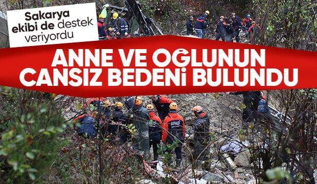 Toprak altında kalan anne ve oğlunun cansız bedenlerine ulaşıldı