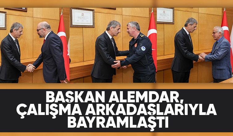 Yusuf Alemdar, belediye personeliyle bayramlaştı