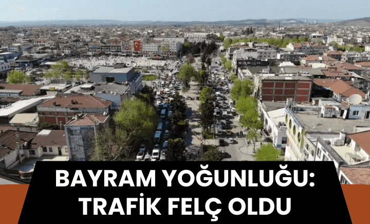 Şehir merkezinde bayram yoğunluğu: trafik felç oldu