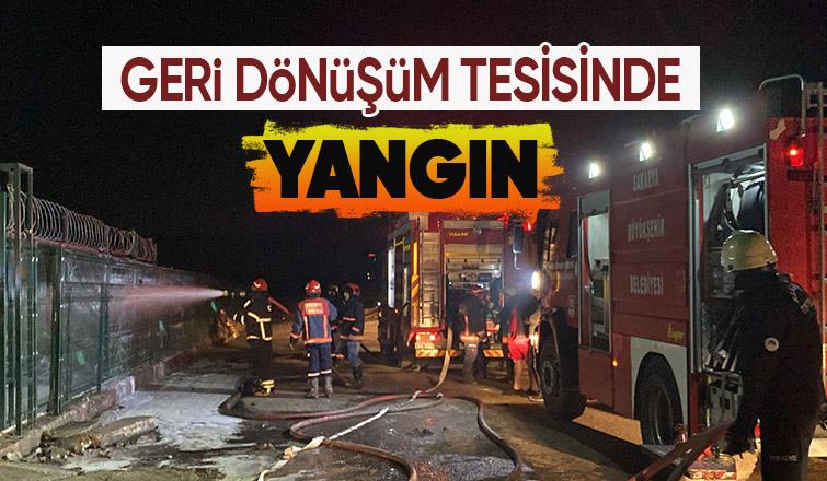 Geri dönüşüm tesisinde yangın paniği