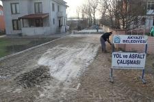 Akyazı'da parke çalışmaları devam ediyor