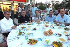 Dişli ve Saraç bu kez Alifuatpaşa'da iftar açtı