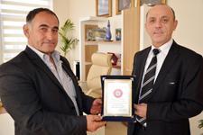 Judo Federasyon Başkanlığı'ndan Başkan Öztürke plaket
