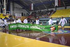 Sakarya B.B. Basketbol takımından örnek davranış