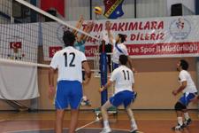 Üniversiteler arası voleybol maçları başladı