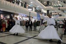 Mevlana gösterisi izleyicilerden tam not aldı