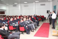 Akyazı'da "İş Yaşamında Profesyonel Davranış Konferansı"