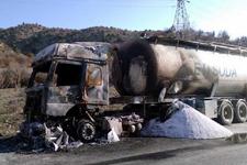 Soda yüklü tanker hareket halindeyken alev aldı