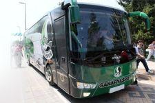 Sakaryaspor otobüsüne taşlı saldırı!