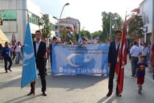 Ülkücülerden Doğu Türkistan yürüyüşü