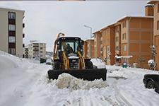 Adapazarı Belediyesi kapanan yolları anında açıyor