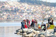 İlk cemre düştü, Sakaryam'a güneş doğdu