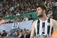 Metecan Birsen Anadolu Efes'e transfer oldu