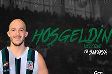 Cenk Şekeroğlu Büyükşehir Basket'te
