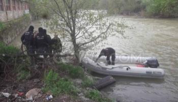 Sakarya Nehri'nde ceset bulundu!