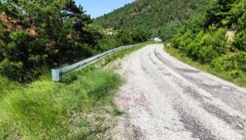 Büyükşehir, Oto Korkuluklarla Şehir Trafiğine Güven Katıyor