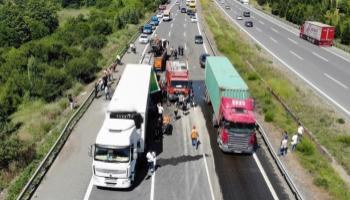 Tanker tıra ok gibi saplandı: 1 ölü