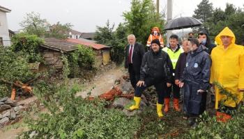 Vali Kaldırım Akyazı'da sel bölgesinde