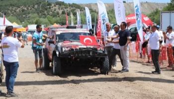 Hendek Off-Road Yarışmasında Birinci Oldu