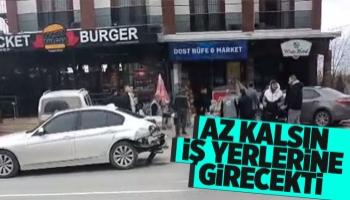 Kaza yaptı iş yerlerine girmesine ramak kaldı