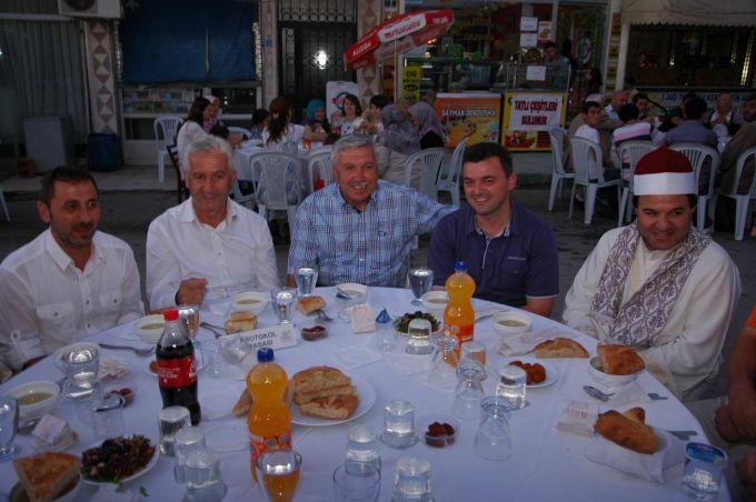 Limandere'de 1500 kişi iftar yemeğinde buluştu