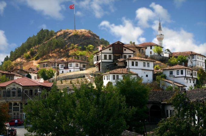 Evleri restore edilen Taraklı, turizmin gözdesi