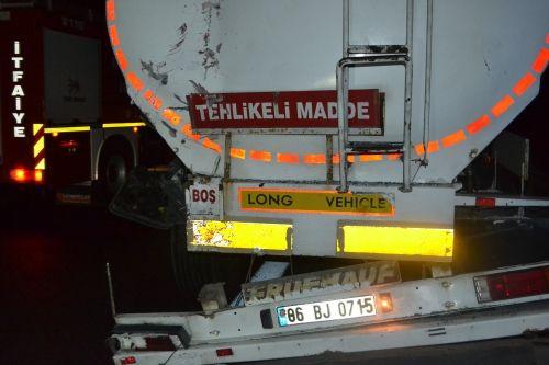 Arifiye'de yolcu otobüsü tankere çarptı: 21 yaralı!