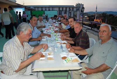 Kafkaslardan Muhteşem Dernek