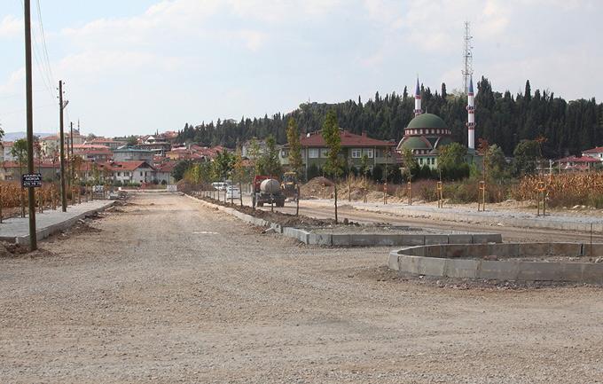 Ulaşım yatırımları devam ediyor