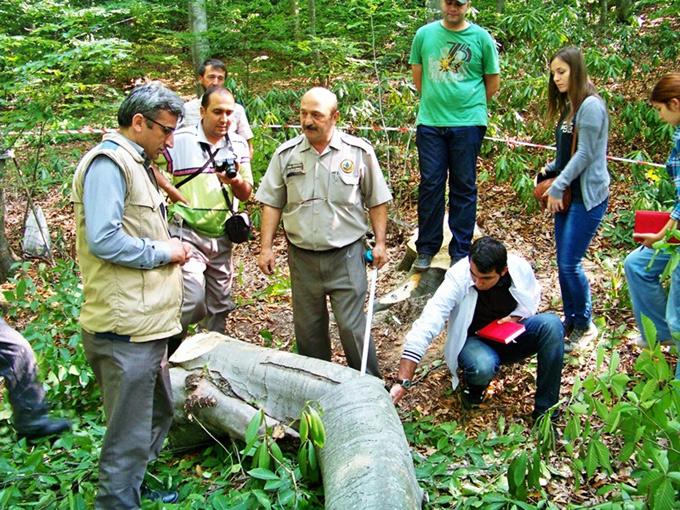 Aday mühendislere arazi eğitimi verildi