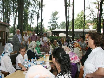 Hizmet Gezileri Sürüyor