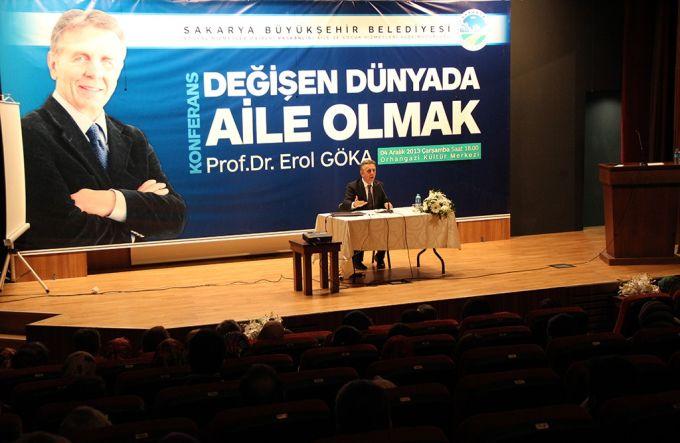 "İnsan dünyada kim olduğunun farkında değil"