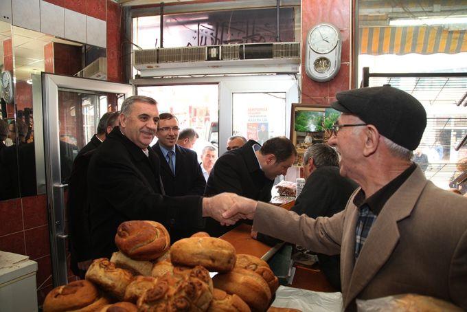 Toçoğlu, "Sakarya, Türkiye'nin parlayan yıldızı olmuştur"