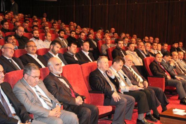 Kocaeli Müftüsü Sönmezoğlu, Sakarya'da seminer verdi