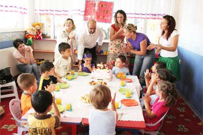 İkiz Kardeşlerin Mutlu Günleri