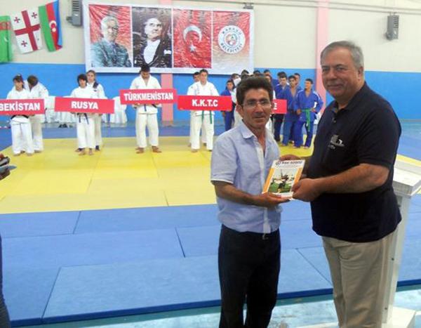 Karasu'da Uluslararası Judo etkinliği