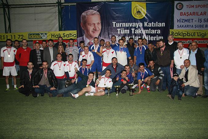 Futbol Turnuvası'nın şampiyonu Temizlik Genç Takımı oldu