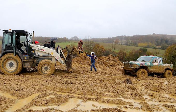 Off-Road Şampiyonası'ndan inanılmaz görüntüler