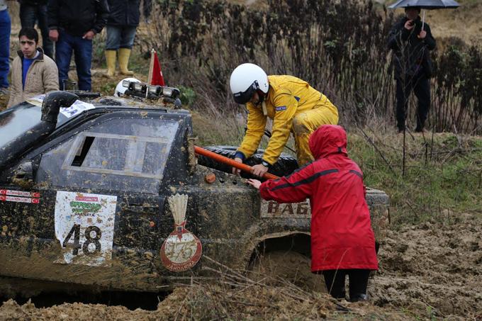 Off-Road Şampiyonası'ndan inanılmaz görüntüler