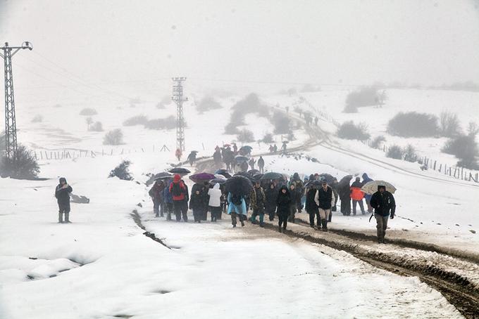 Taraklı yaylarında karda yürüyüş