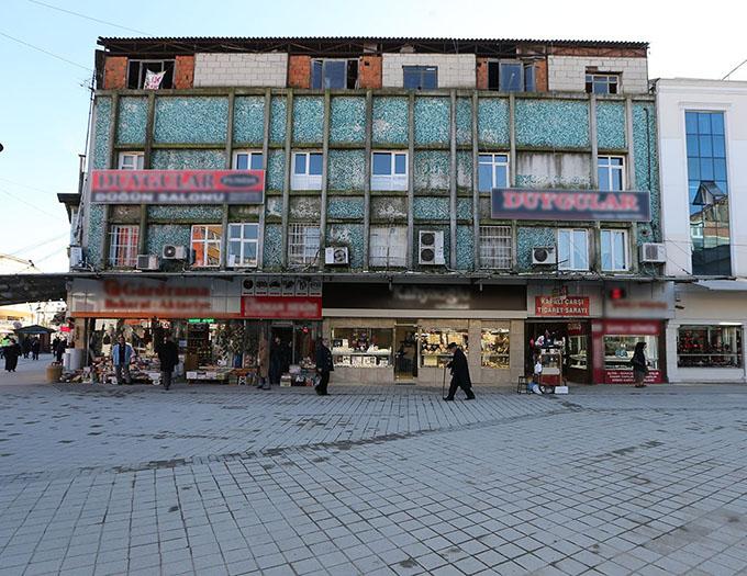 Toçoğlu, Kapalı Çarşı Derneği Başkanı'nı makamında ağırladı