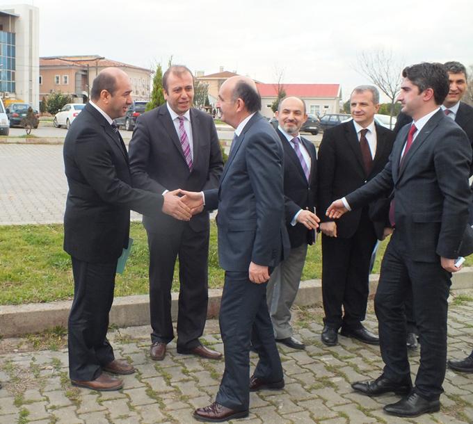 Bakan Müezzinoğlu Toyotasa Hastanesi'ni gezdi