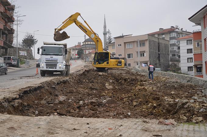 Erenlerde yollar genişliyor