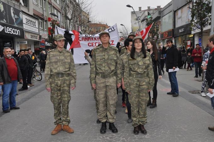 Öğrencilerden Çanakkale Zaferi 100. yıl etkinliği