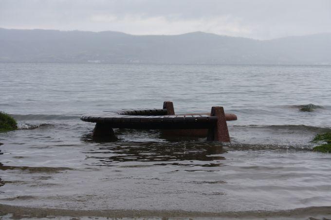 Yağışlar etkili oldu, Sapanca Gölü taştı